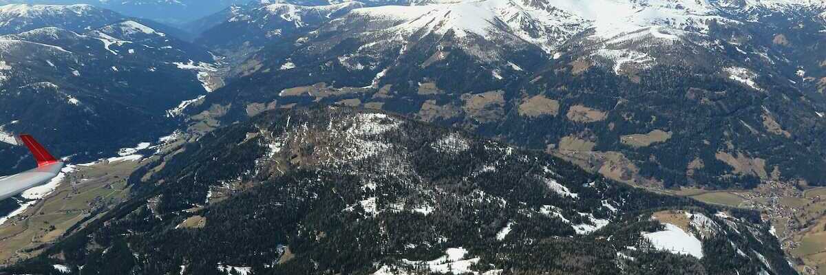 Flugwegposition um 11:38:09: Aufgenommen in der Nähe von Gemeinde Gnesau, Gnesau, Österreich in 2686 Meter